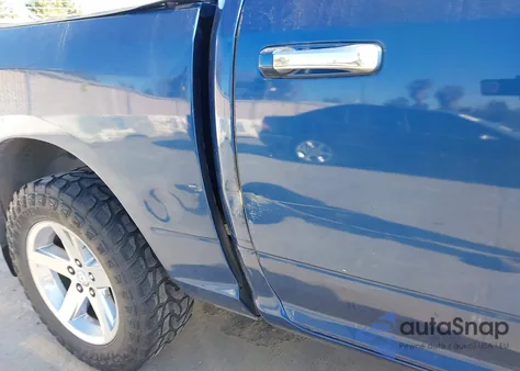 2010 Dodge Ram 1500 Slt/Sport/Trx z USA, uszkodzony, nr VIN 1D7RV1CTXAS129301